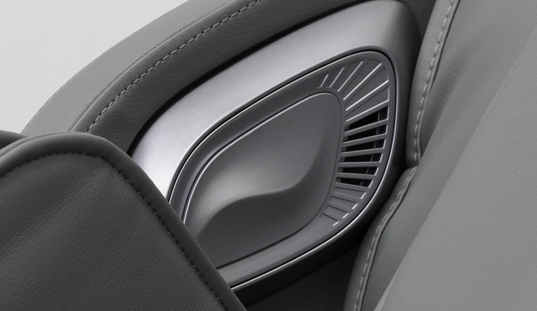 Eris Massage Chair